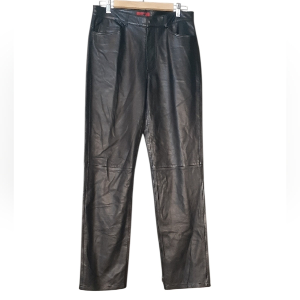 HUGO Boss Black Lambs Leather Excellent Condition New With Tags. Womans.Size 38R